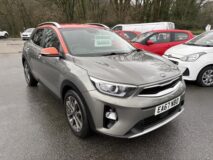 Kia Stonic First Edition 1.0 petrol £8,995