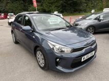 Kia Rio 1-Model 1200 petrol £5,495