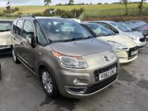 Citroen C3 Picasso Exclusive Model 1600 HDI turbo diesel £2,795