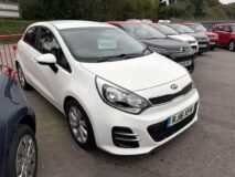 Kia Rio 2-Model 1400 CRDI turbo diesel £4,495