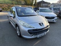 Peugeot 207 SE Premium Model 1600 petrol Automatic £1,250