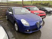 Alfa Romeo Gillette Distinctive 2.0 turbo diesel £4,995