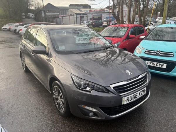 Peugeot 308 Allure SW 1600 HDI turbo diesel £5,495