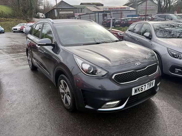 Kia Niro 3-Model 1600 petrol Hybrid Automatic £9,995