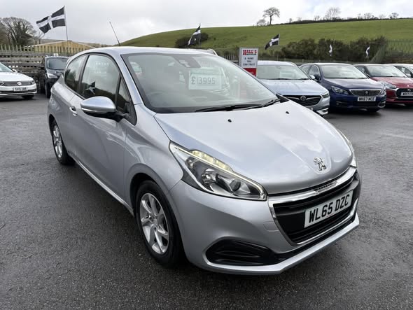 Peugeot 208 Active Model 1200 petrol £3,995