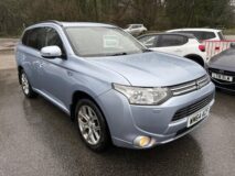 Mitsubishi Outlander GX 4H PHEV 2.0 petrol hybrid £7,500