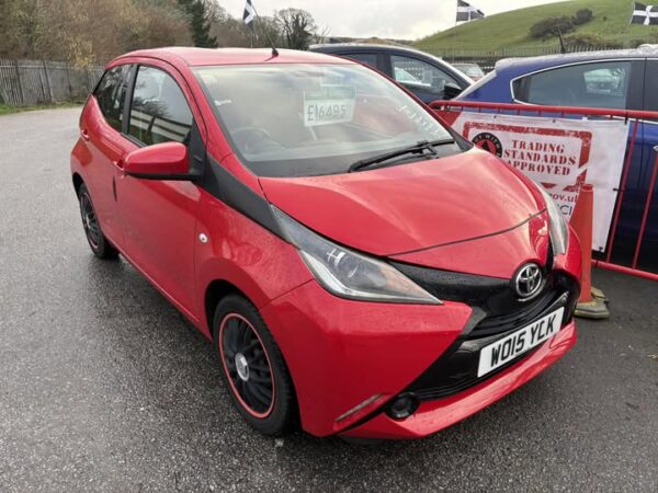 Toyota Aygo X-Play 1.0 petrol Automatic £6,495