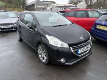 Peugeot 208 1600 HDI turbo diesel £3,495