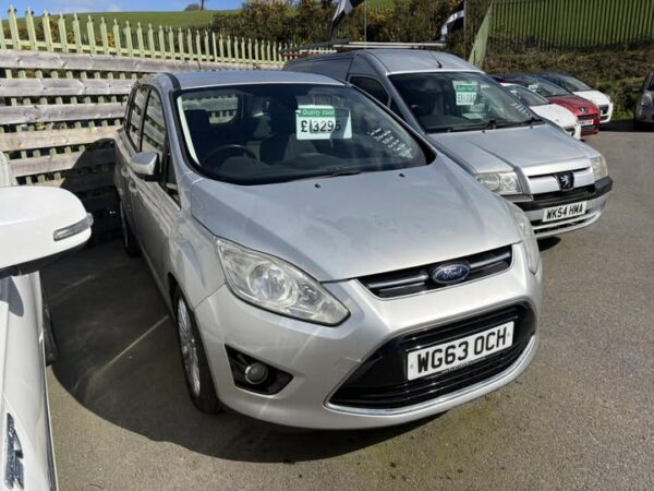 Ford Grand C-Max 2.0 TDCI turbo diesel £3,295