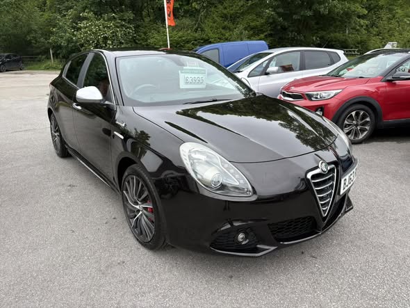 Alfa Romeo Sportiva 1400 petrol £3,995