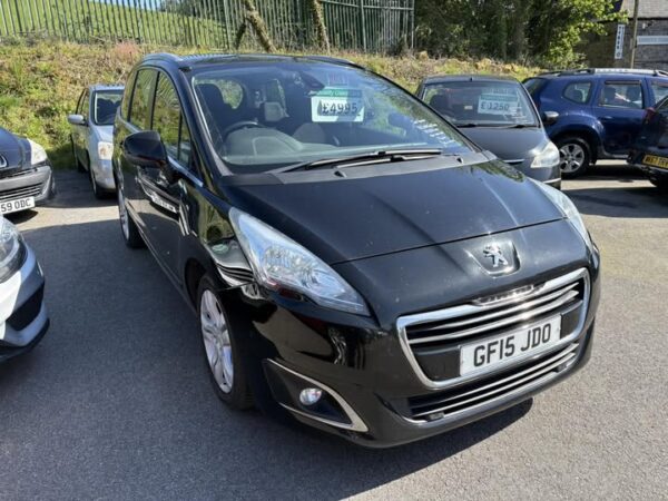 Peugeot 5008 Active Model 1600 HDI turbo diesel £4,995
