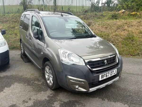 Peugeot Partner Tepee Outdoor 1200 petrol £7,995