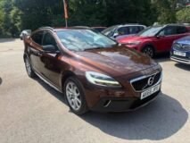 Volvo V40 Cross Country Pro Model 2.0 turbo diesel Automatic £5,995