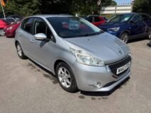 Peugeot 208 Active Model 1200 petrol £3,995