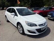 Vauxhall Astra SRI Model Estate 2.0 CDTI turbo diesel £2,495