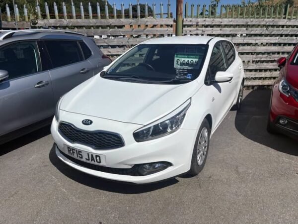 Kia Ceed 1 EcoDynamics 1600 CRDI turbo diesel £4,495