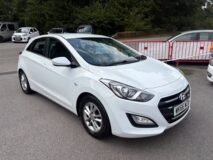 Hyundai i30 SE Blue Drive Model 1600 CRDI turbo diesel £4,495