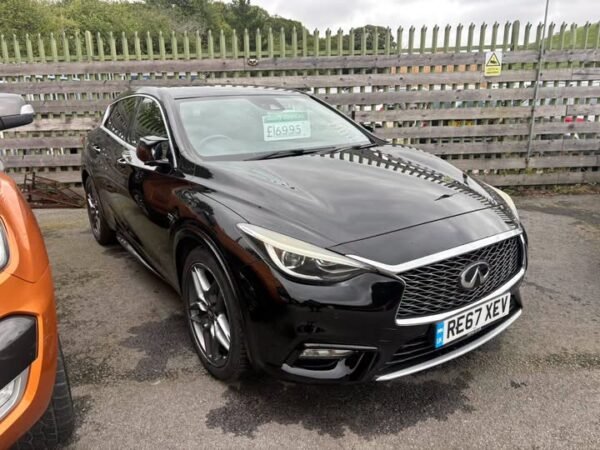 Infiniti Q30 Premium Intouch Model 2.2 Turbo Diesel Automatic £6,995
