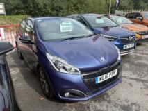 Peugeot 208 XS White Model 1200 petrol £4,995